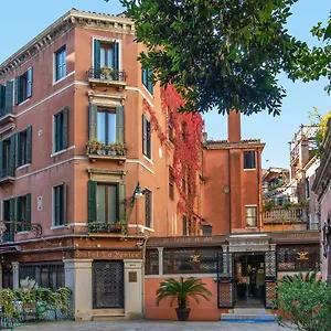 *** Hotel La Fenice Et Des Artistes Italien
